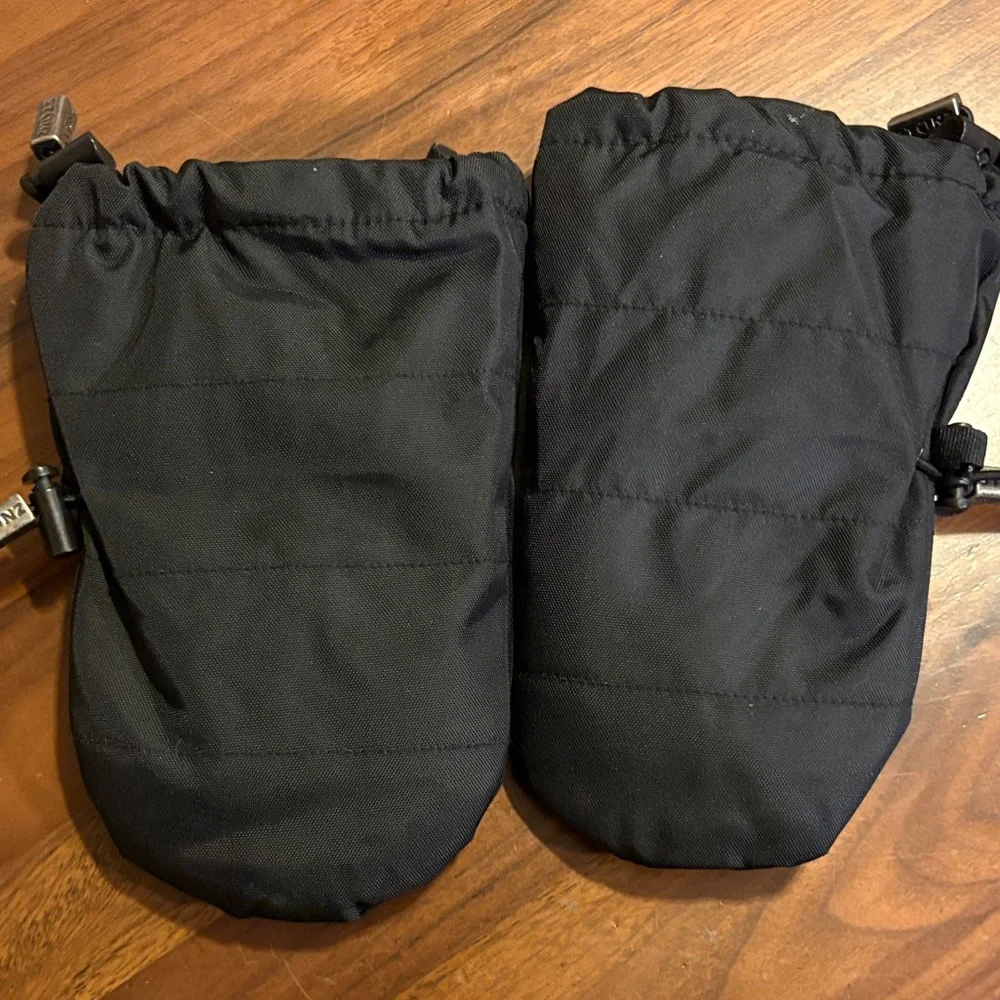 Stonz Black Insulated Baby/Child Mittens